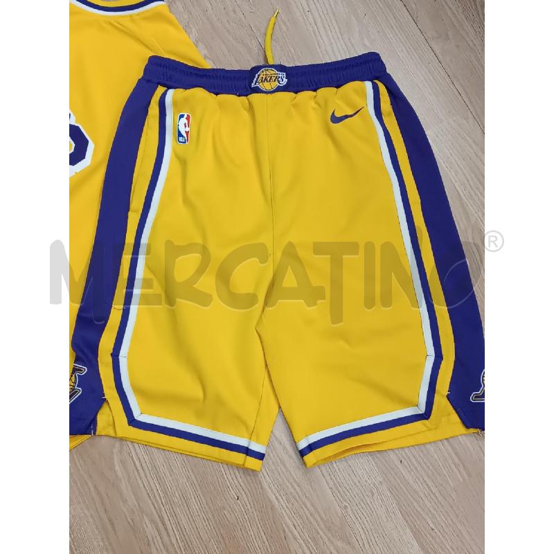 COMPLETO UOMO BASCKET LAKERS GIALLO E VIOLA PANTALONCINO E CANOTTA  | Mercatino dell'Usato Torino tenivelli 2