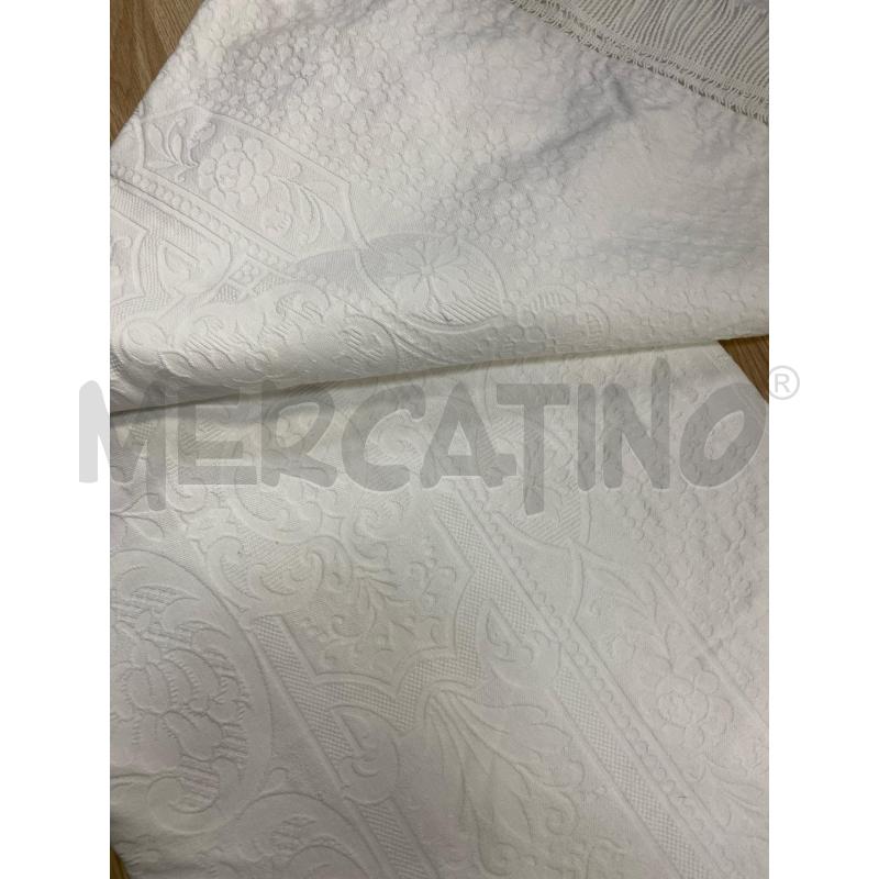 COPRI LETTO MATRIMONIALE 270X220 BIANCO TRAMMA FLOREALE E FRANGE  | Mercatino dell'Usato Torino tenivelli 5