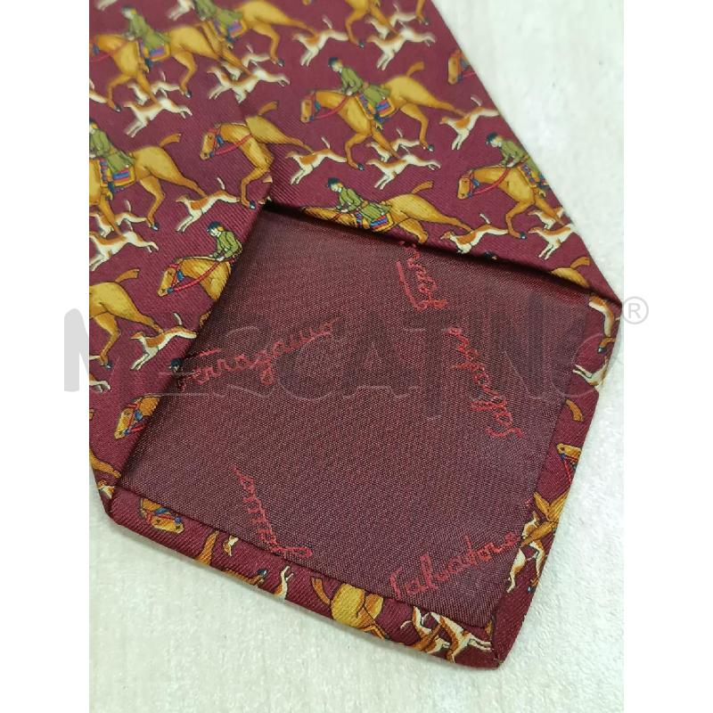 CRAVATTA SALVATORE FERRAGAMO BORDEAUX FANTASIA CAVALLI  | Mercatino dell'Usato Torino tenivelli 5