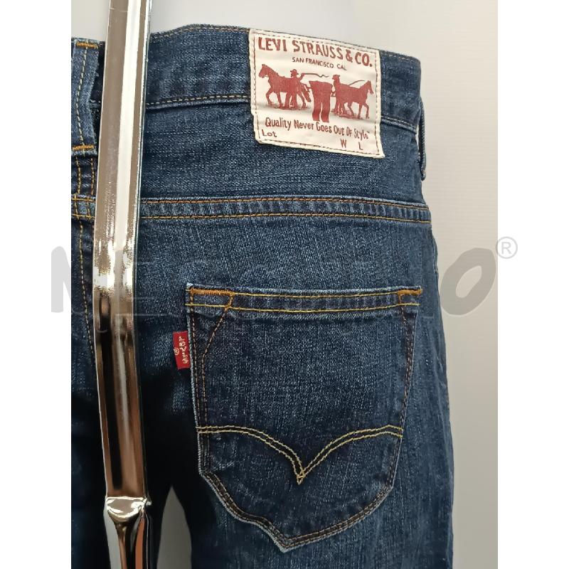 JEANS DONNA LEVIS STRAUSS LAVVAGGIO SCURO  | Mercatino dell'Usato Torino tenivelli 3