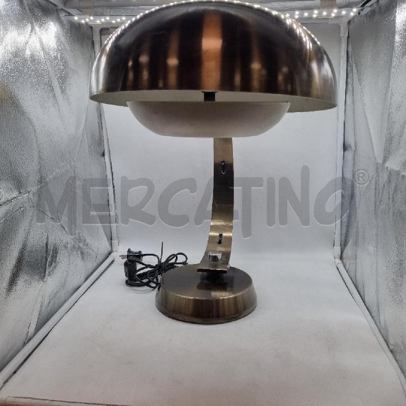 LAMPADA DESIGN VINTAGE DA TAVOLO METALLO BRUNITO | Mercatino dell'Usato Torino tenivelli 3