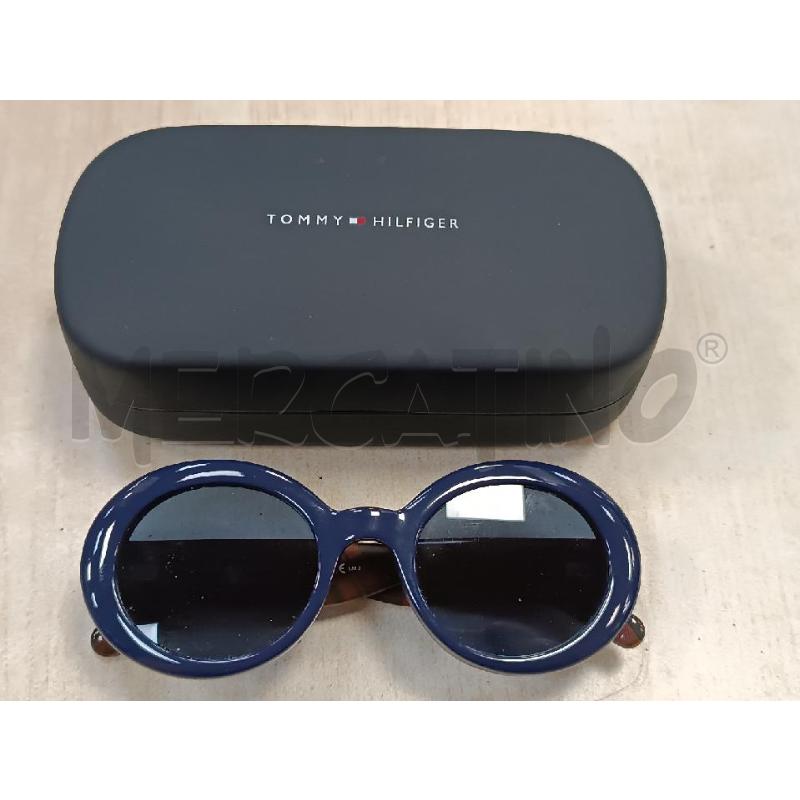 OCCHIALI DA SOLE DONNA TOMMI HILFIGER MONTATURA BLU  | Mercatino dell'Usato Torino tenivelli 1
