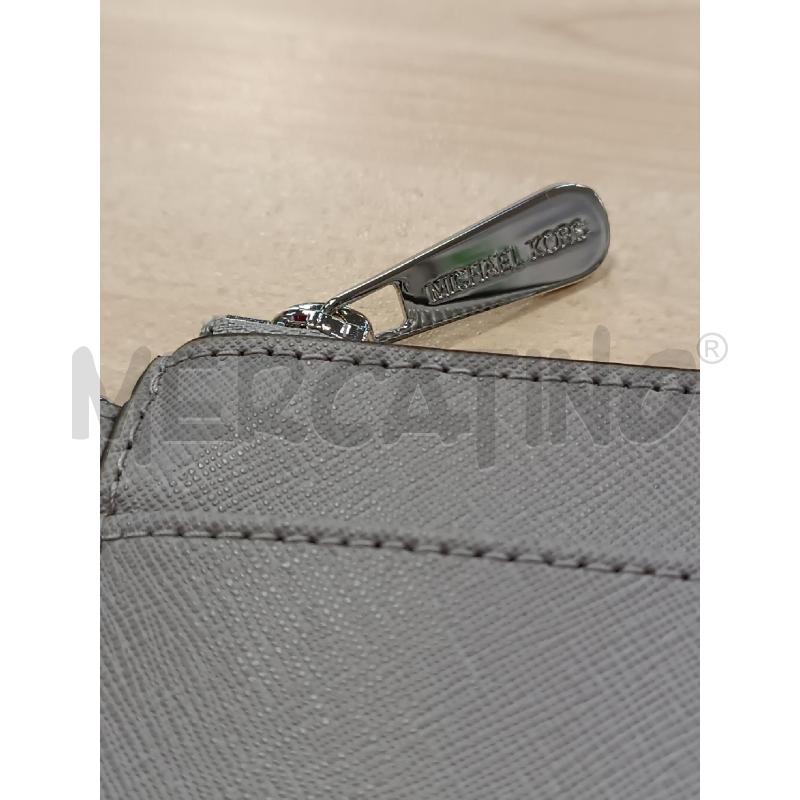 POCHETTE / PORTA DOCUMENTI MICHAEL KORS GRIGIA | Mercatino dell'Usato Torino tenivelli 3
