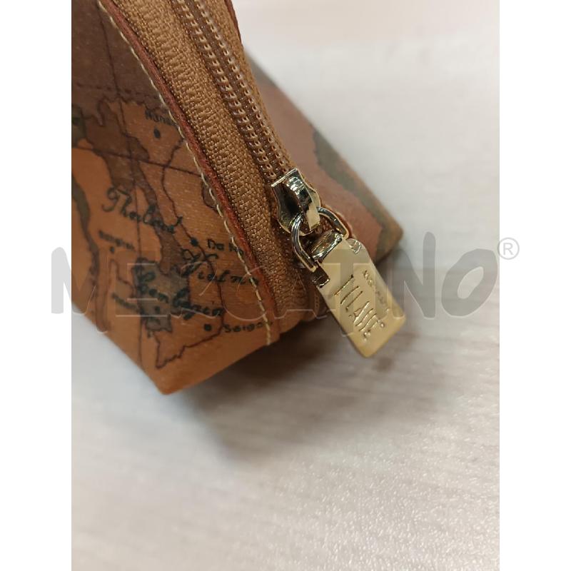 POCHETTE PRIMACLASSE STAMPA GEO CLASSICAN  | Mercatino dell'Usato Torino tenivelli 2