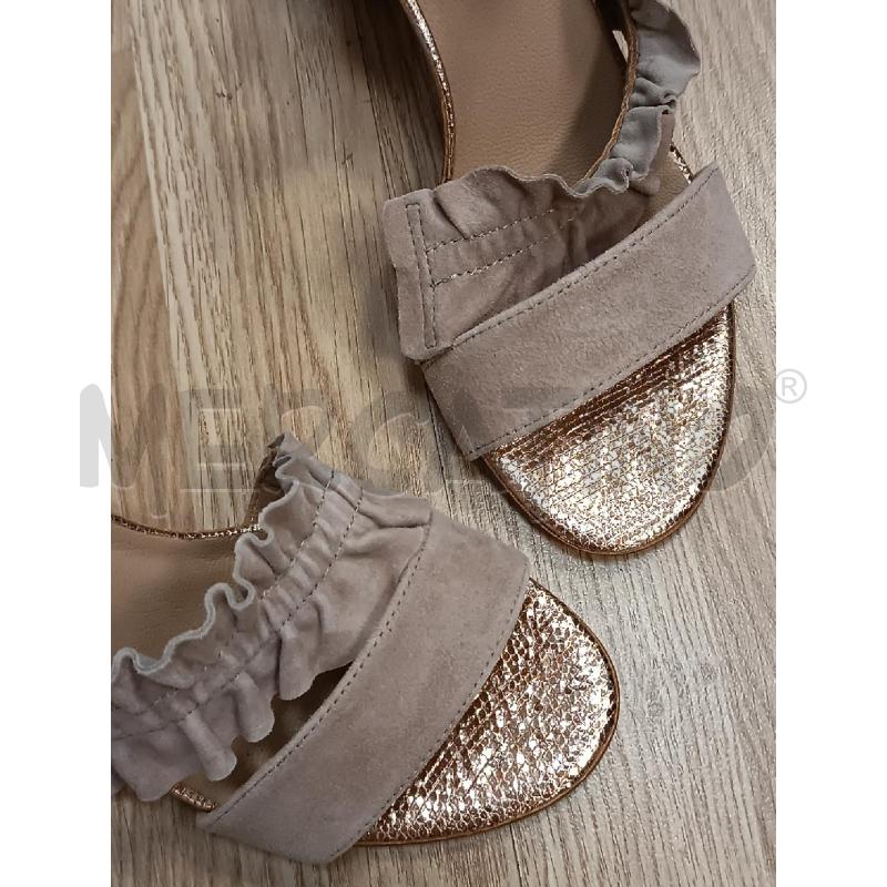 SANDALI DONNA IGI&CO BEIGE SCAMOSCIATO SUOLA LUCCICANTE  | Mercatino dell'Usato Torino tenivelli 2