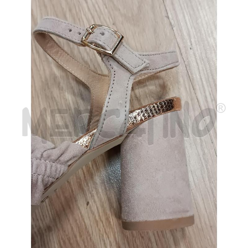SANDALI DONNA IGI&CO BEIGE SCAMOSCIATO SUOLA LUCCICANTE  | Mercatino dell'Usato Torino tenivelli 3