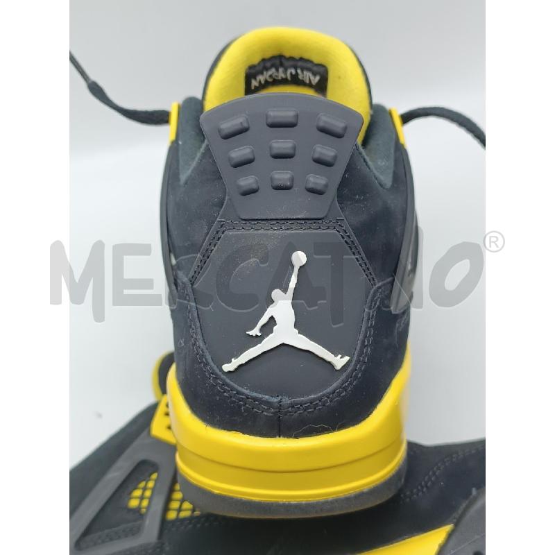 SNEAKERS DONNA AIR JORDAN 4 RETRO NERE E GIALLE  | Mercatino dell'Usato Torino tenivelli 4