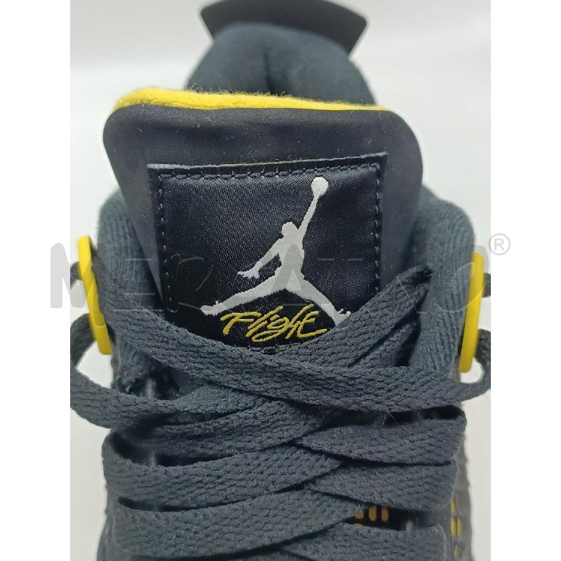 SNEAKERS DONNA AIR JORDAN 4 RETRO NERE E GIALLE  | Mercatino dell'Usato Torino tenivelli 5