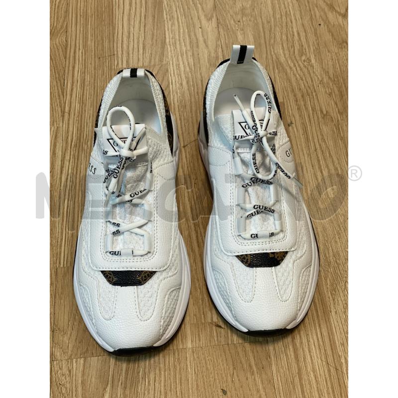 SNEAKERS DONNA GUESS BIANCHI  | Mercatino dell'Usato Torino tenivelli 1