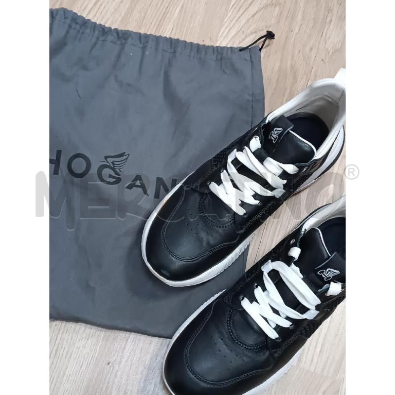 SNEAKERS DONNA HOGAN NERE A ZEPPA BIANCA  | Mercatino dell'Usato Torino tenivelli 1