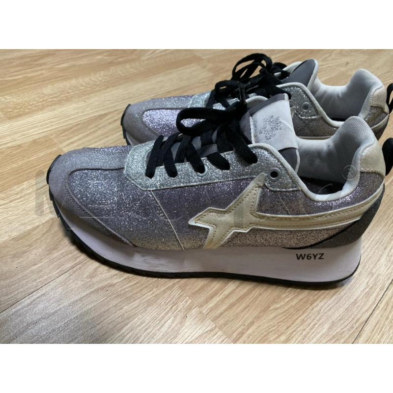 SNEAKERS DONNA JUST SAY WIZZ ARGENTATE  | Mercatino dell'Usato Torino tenivelli 2