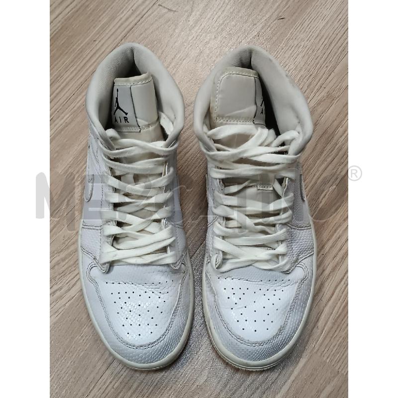 SNEAKERS DONNA NIKE AIR JORDAN BIANCHE RETTILE  | Mercatino dell'Usato Torino tenivelli 2