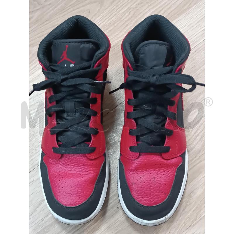 SNEAKERS DONNA NIKE AIR ROSSO NERO  | Mercatino dell'Usato Torino tenivelli 1
