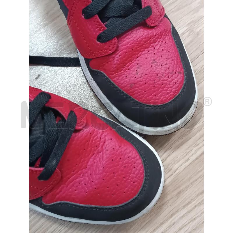 SNEAKERS DONNA NIKE AIR ROSSO NERO  | Mercatino dell'Usato Torino tenivelli 5