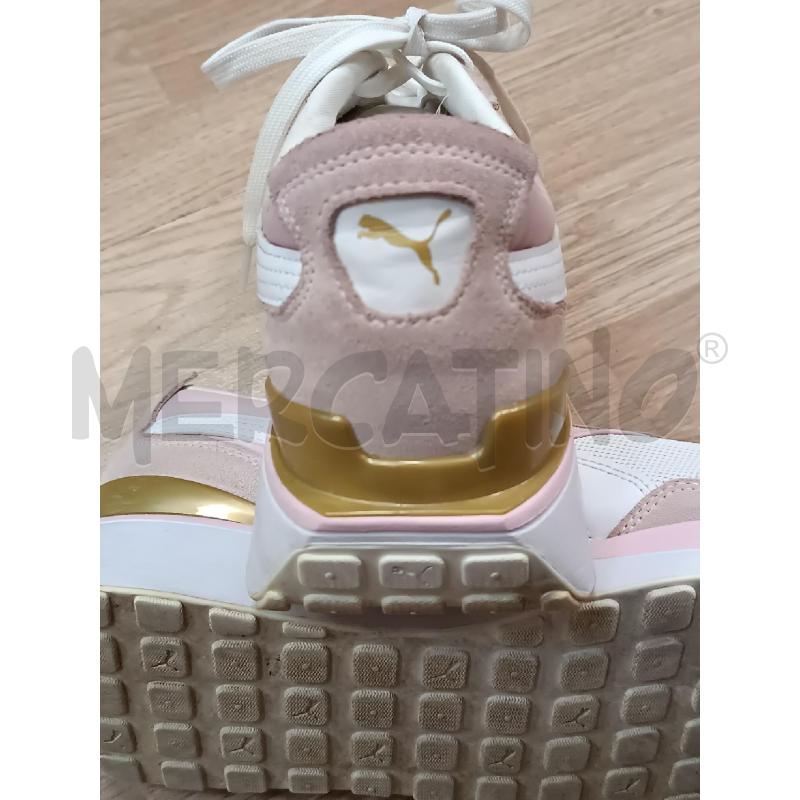 SNEAKERS DONNA PUMA BIANCHE E ROSA A ZEPPA  | Mercatino dell'Usato Torino tenivelli 5