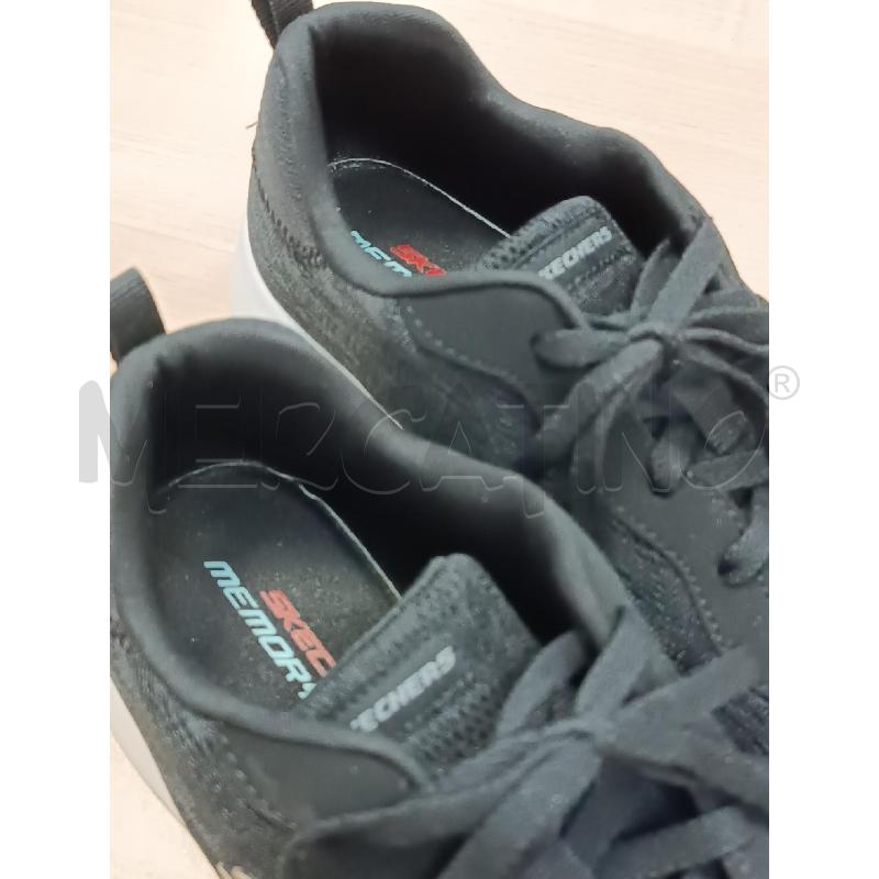 SNEAKERS DONNA SKETCHERS NERE BIANCHE  | Mercatino dell'Usato Torino tenivelli 2