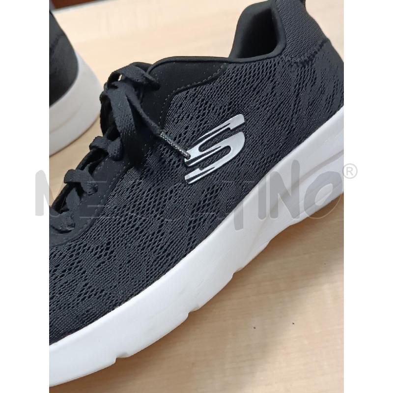 SNEAKERS DONNA SKETCHERS NERE BIANCHE  | Mercatino dell'Usato Torino tenivelli 4