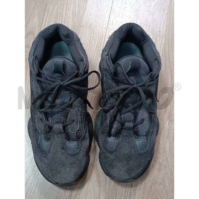 SNEAKERS UOMO ADIDAS YEEZY GRIGIO  | Mercatino dell'Usato Torino tenivelli 1
