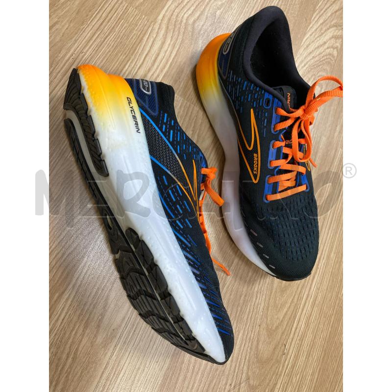 SNEAKERS UOMO BROOKS NERE ARANCIONE | Mercatino dell'Usato Torino tenivelli 2