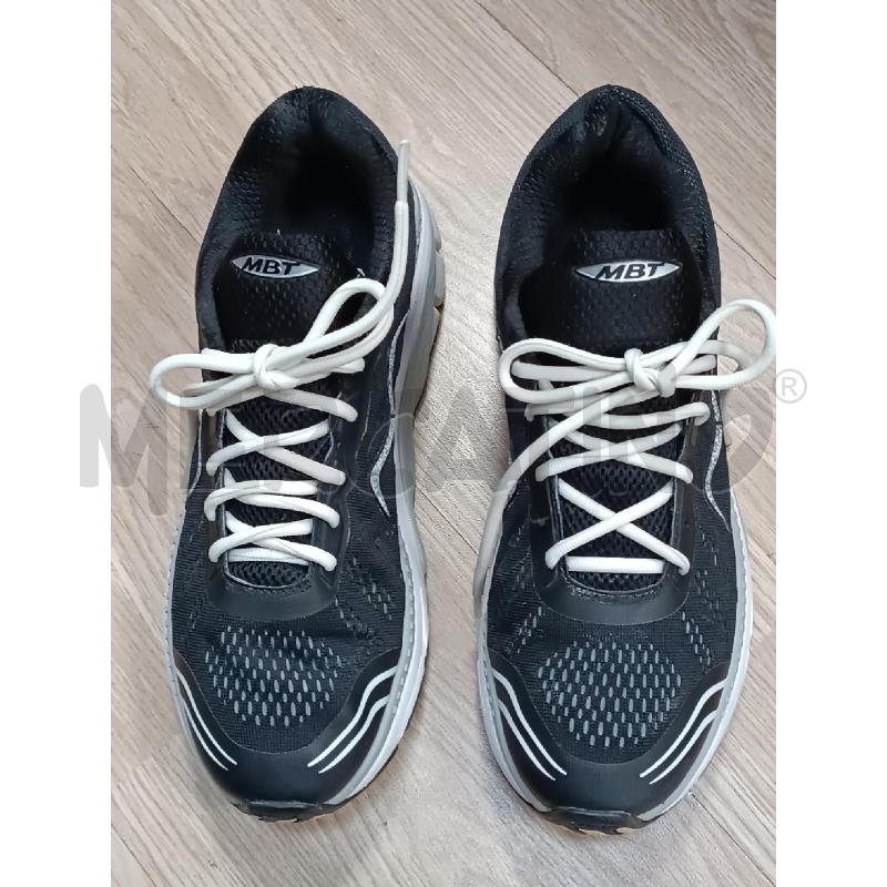 SNEAKERS UOMO MBT NERE BIANCHE SUOLA ROTONDA  | Mercatino dell'Usato Torino tenivelli 1