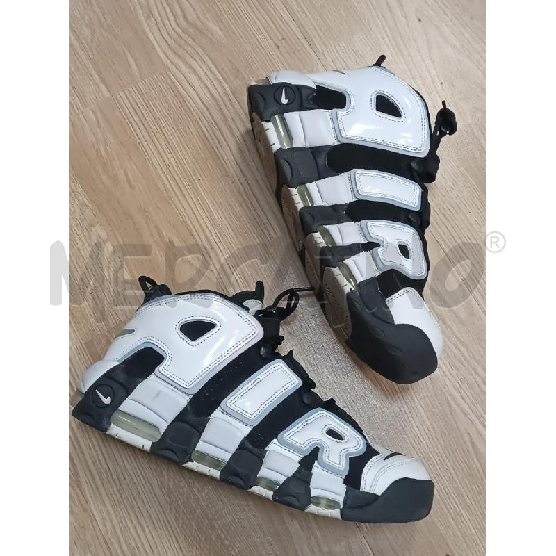 SNEAKERS UOMO NIKE AIR UPTEMPO BIANCHE NERE  | Mercatino dell'Usato Torino tenivelli 2