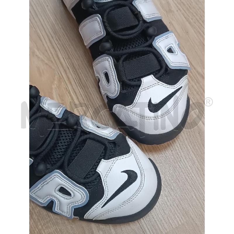 SNEAKERS UOMO NIKE AIR UPTEMPO BIANCHE NERE  | Mercatino dell'Usato Torino tenivelli 4