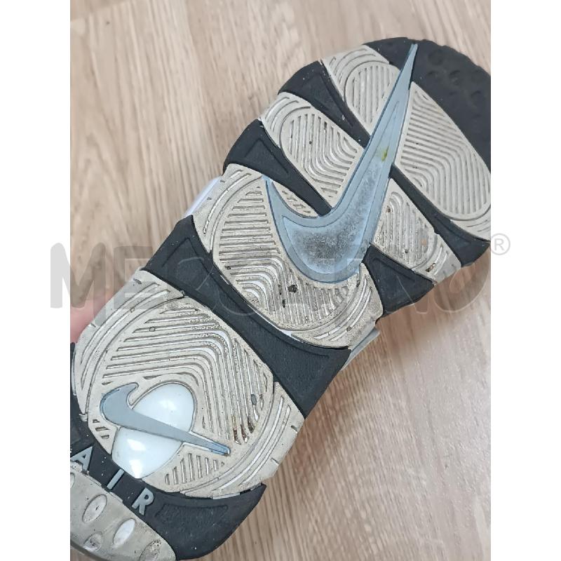 SNEAKERS UOMO NIKE AIR UPTEMPO BIANCHE NERE  | Mercatino dell'Usato Torino tenivelli 5