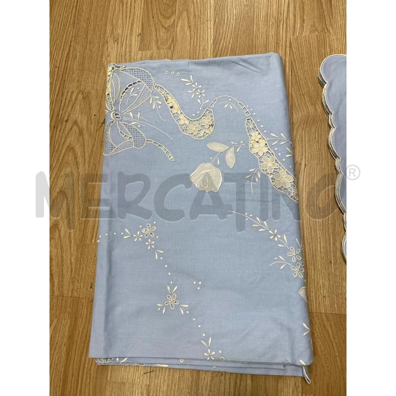 TOVAGLIA ROTONDA 170CM AZZURRA RICAMI BIANCHI CON TOV  | Mercatino dell'Usato Torino tenivelli 2