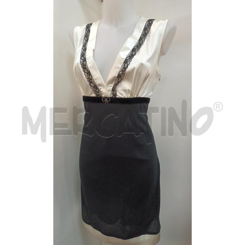 VESTITO DONNA RINASCIMENTO BIANCO SATINATO E GONNA NERA  | Mercatino dell'Usato Torino tenivelli 1