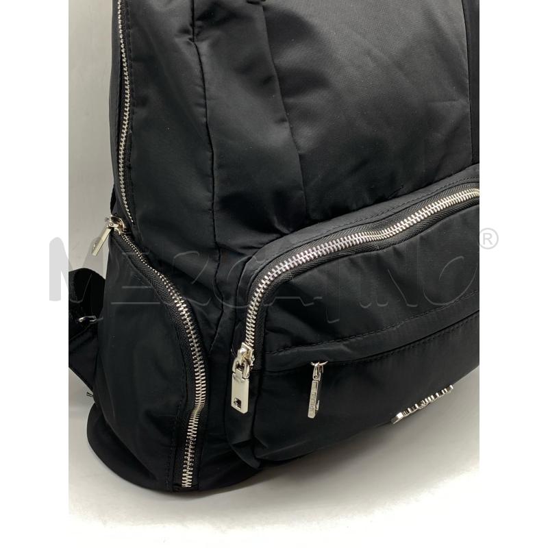 ZAINO DONNA DESIGUAL NERO IN RASO ZIP CROMATO | Mercatino dell'Usato Torino tenivelli 2