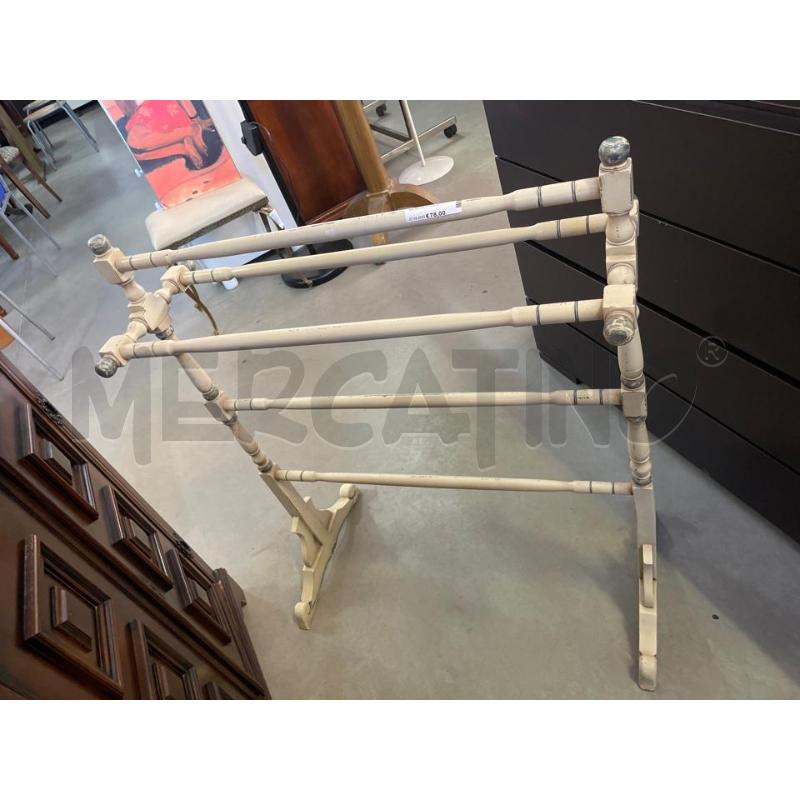 PORTA ASCIUGAMANI LEGNO BEIGE STILE VITTORIANO | Mercatino dell'Usato Nichelino bardonecchia 1