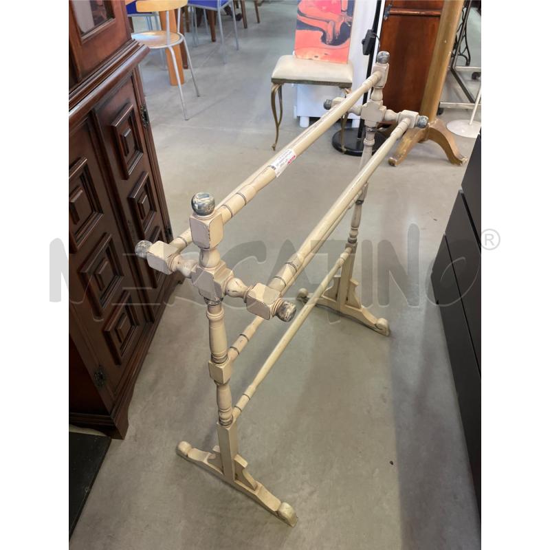 PORTA ASCIUGAMANI LEGNO BEIGE STILE VITTORIANO | Mercatino dell'Usato Nichelino bardonecchia 2