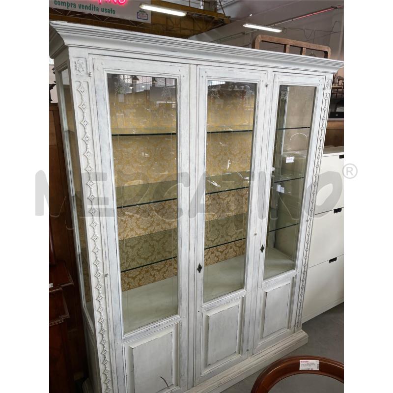 VETRINA SHABBY 3 ANTE | Mercatino dell'Usato Nichelino bardonecchia 1