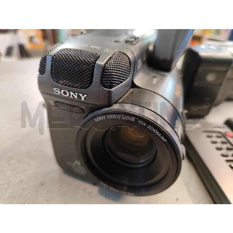 VIDEO CAMERA SONY HI 8 HANDY CAM | Mercatino dell'Usato Nichelino bardonecchia 2