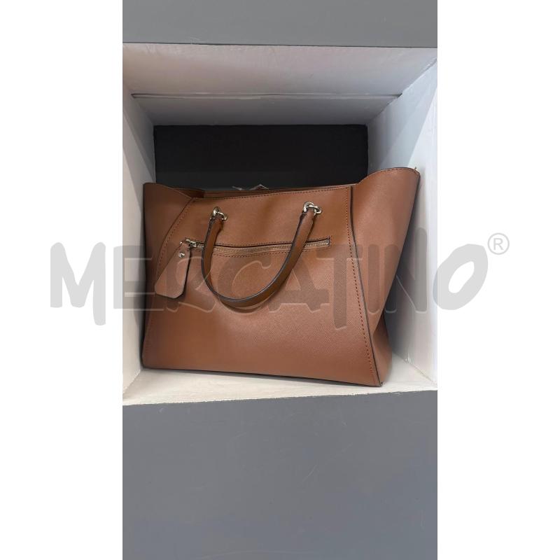BORSA DONNA MARRONE GUESS A SPALLA | Mercatino dell'Usato Carmagnola 2