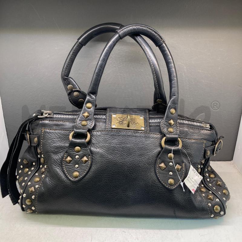 BORSA PELLE NERA BORCHIE SECRET PON PON  | Mercatino dell'Usato Carmagnola 1