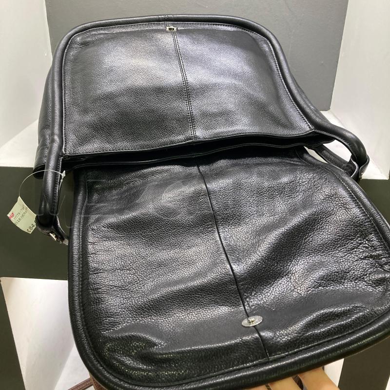 BORSA PELLE NERA SPALLA CNC  | Mercatino dell'Usato Carmagnola 2