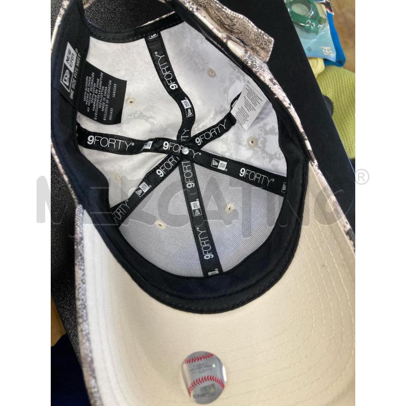 CAPPELLINO DONNA BEIGE PITONE NY VISIERA | Mercatino dell'Usato Carmagnola 4