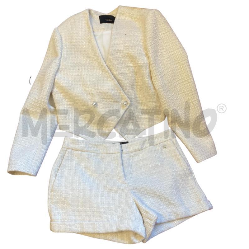 COMPLETO DONNA BIANCO TWINSET ACTITUDE GIACCA GEMELLI + SHORT  | Mercatino dell'Usato Carmagnola 1