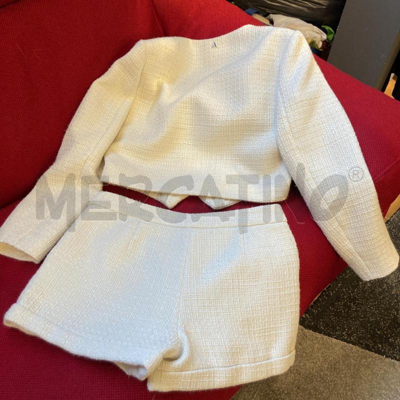 COMPLETO DONNA BIANCO TWINSET ACTITUDE GIACCA GEMELLI + SHORT  | Mercatino dell'Usato Carmagnola 2