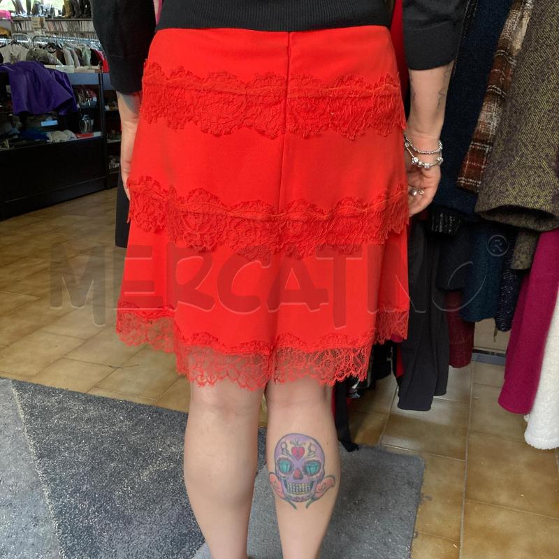 GONNA DONNA ELISABETTA FRANCHI PIZZO ROSSO CORALLO  | Mercatino dell'Usato Carmagnola 2