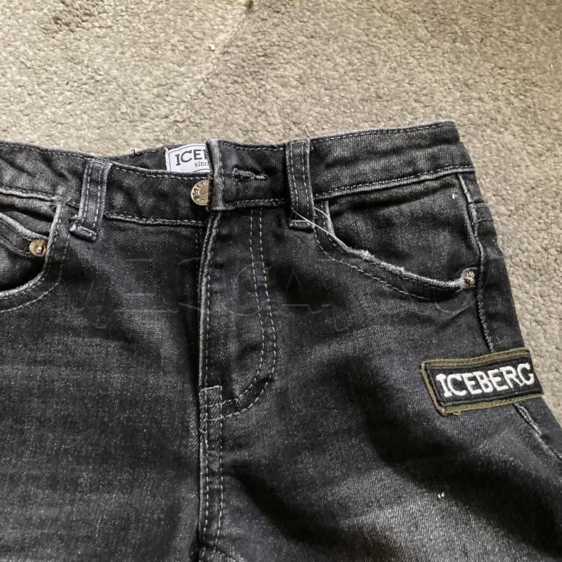 JEANS BAMBINO NERO ICEBERG TOPPE | Mercatino dell'Usato Carmagnola 3
