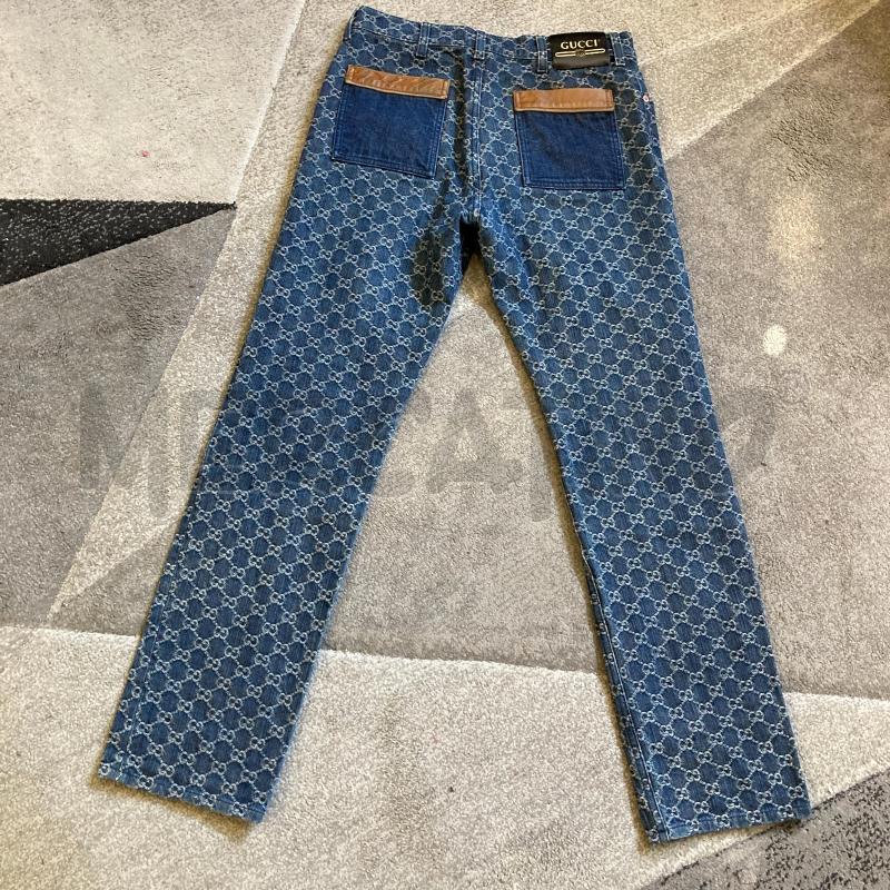 JEANS DONNA GUCCI TANTI LOGHI ETICHETTA PELLE  | Mercatino dell'Usato Carmagnola 3