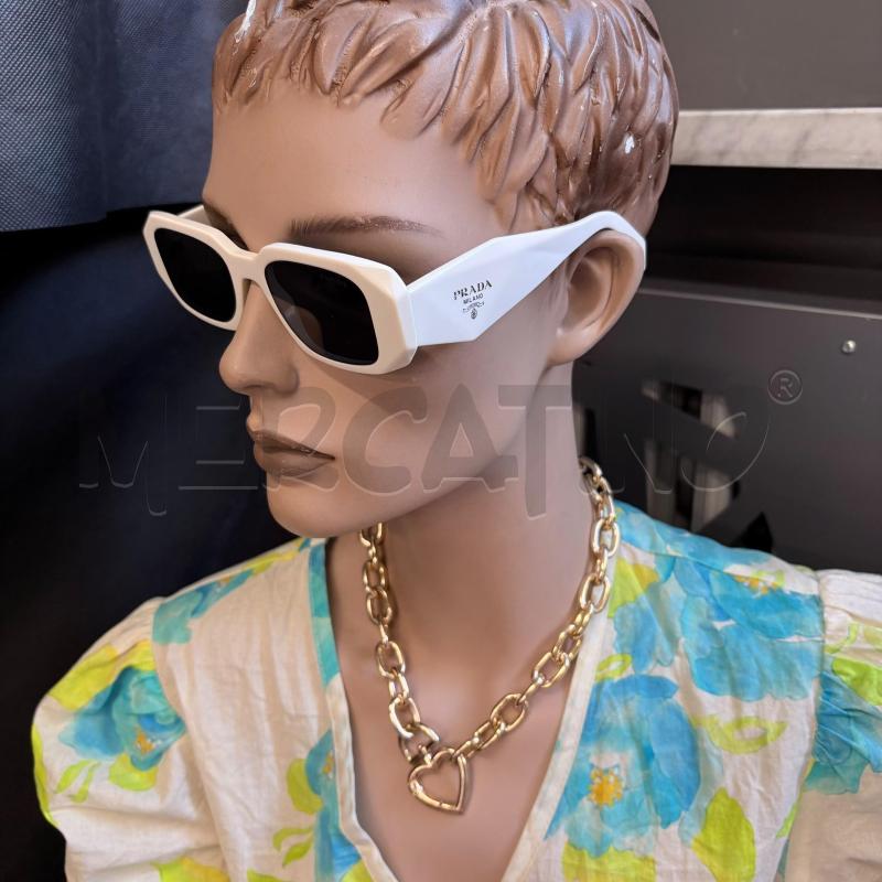 OCCHIALI DONNA DA SOLE PRADA BIANCHI  | Mercatino dell'Usato Carmagnola 3