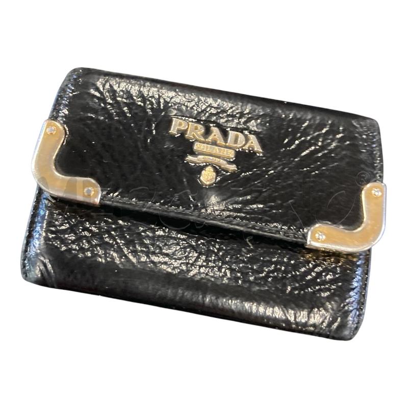 PORTA CARTE NERO VERNICE PRADA  | Mercatino dell'Usato Carmagnola 1