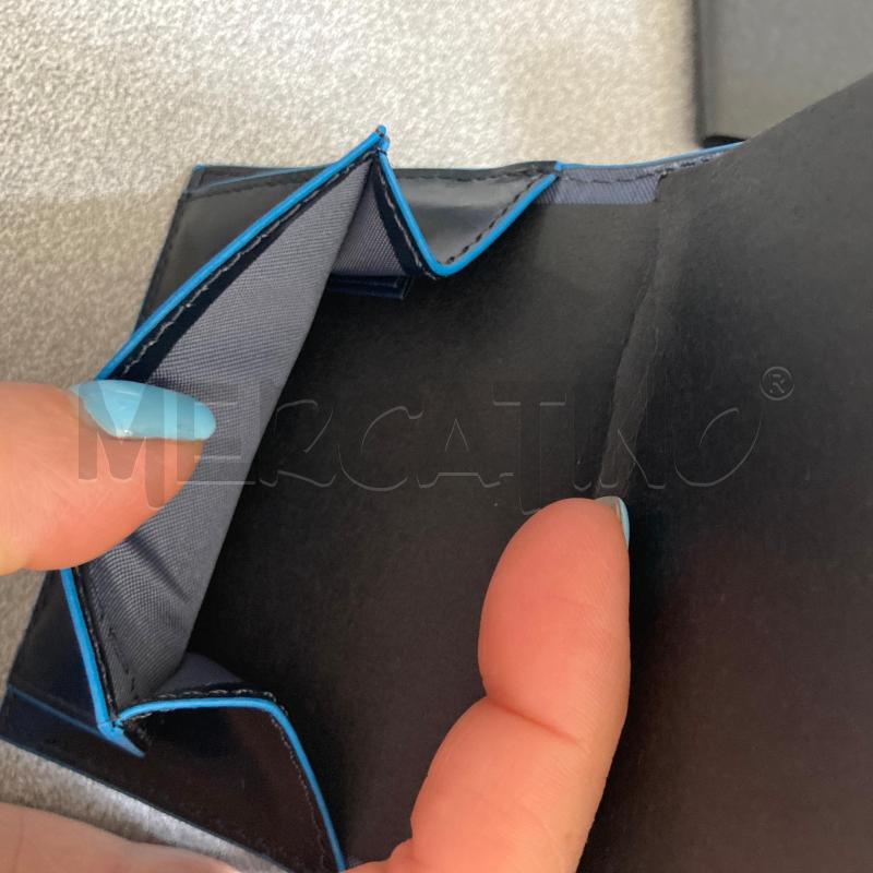 PORTA FOGLIO UOMO BLU PIQUADRO PELLE PICCOLO  | Mercatino dell'Usato Carmagnola 5