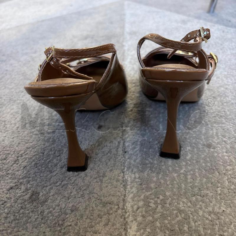 SCARPE DONNA TACCHI GOLD&GOLD MARRONE VERNICE 4 CINTURINI | Mercatino dell'Usato Carmagnola 3
