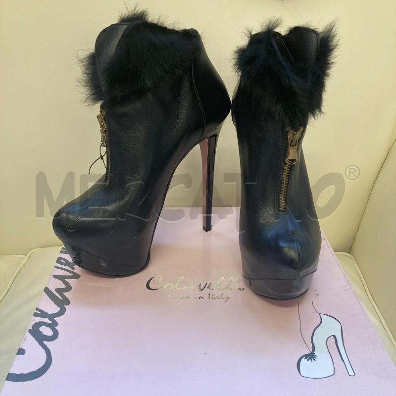 SCARPE TACCHI NERA COLAVELLI PELLICCIA | Mercatino dell'Usato Carmagnola 5