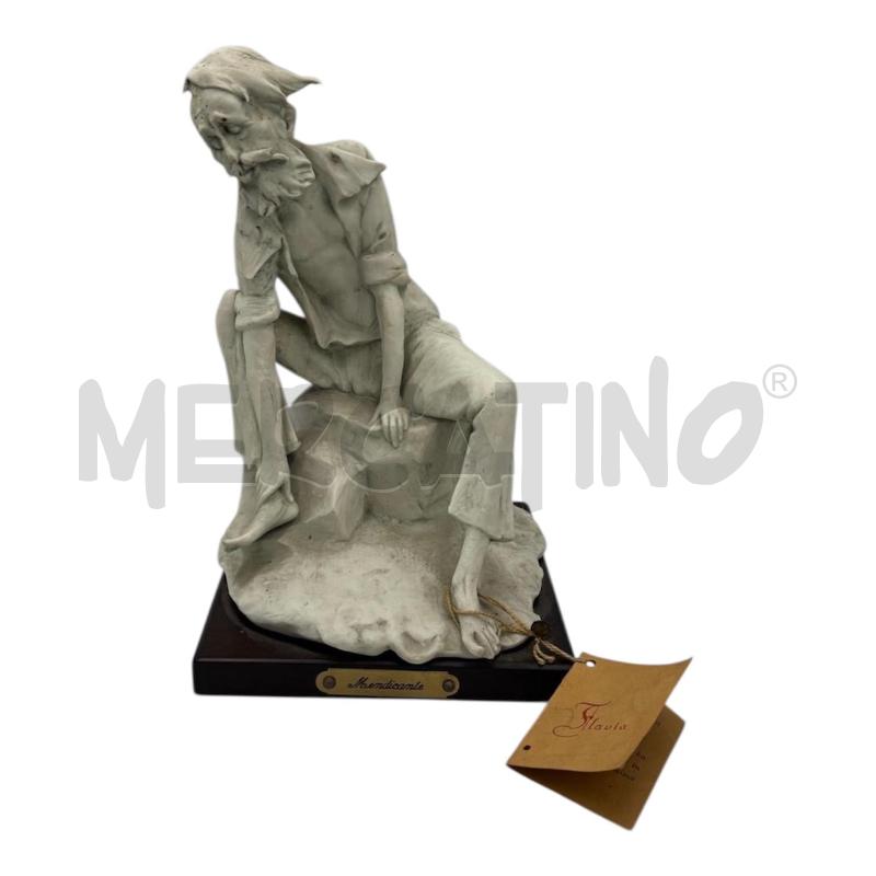 SCULTURA MENDICANTE DI BARBETTA PORCELLANA BISCUIT | Mercatino dell'Usato Carmagnola 1