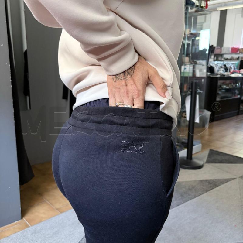 TUTA DONNA EMPORIO ARMNAI BEIGE NERA | Mercatino dell'Usato Carmagnola 2